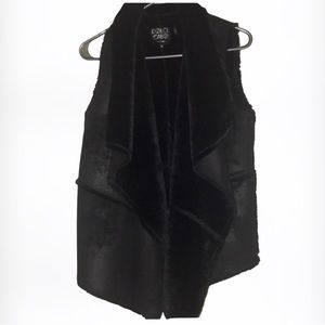 HP. DOLCE CABO Women’s Black Boho Faux Fur Vest Sz S